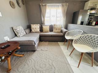 The Valley View Nest - 1