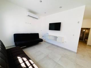 Modern house near the beach Great price - 1