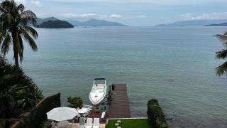 Casa completa con piscina y terraza exclusiva en Angra - 1