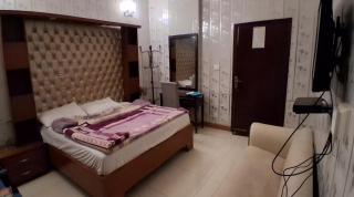 Pearl Guest House Murree - 1