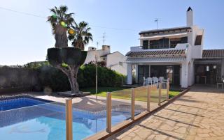 Modern villa with private pool - 7