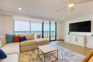 Sweeping View, Luxe Perks: Suntide III - Unit 708 - 4