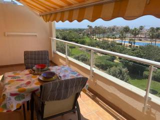 Apartamento mediterráneo con vistas al mar - 0