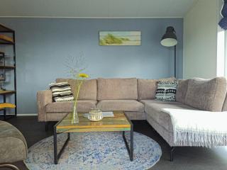 Cozy Beachside Base with Dual Terraces - 9