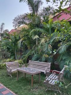 Private Cottage 4 with Pool Access Couple Friendly - 6