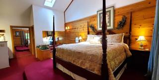 Intimate Log Cabin #2 at Wisteria - 6