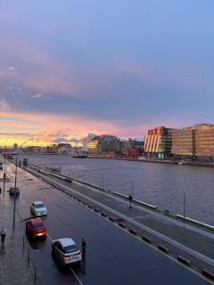 Grand Canal Dock Retreat - Ensuite Room - 4
