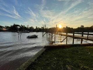 Huge house by the river - 3