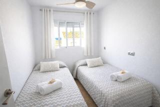 Tarifa Family House 5 min walk to the beach and old town - 9