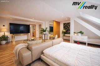 Luxury 130 m Maisonette with Jacuzzi and 3 Terraces - 8