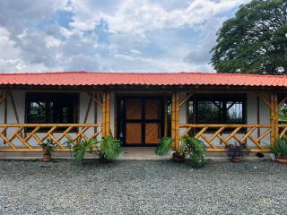 Hermosa casa campestre - 0