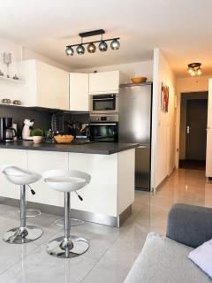 Studio cosy, Centre Port, Piscine, proche plage - 5