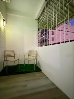 Modern Apartment near Queens Park Savannah - 4