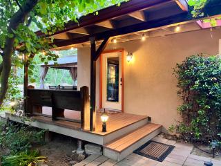 Riverfront with EV charger - Sequoia River Cottage - 9