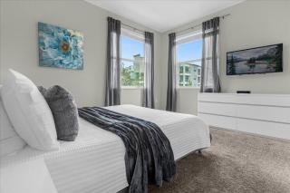 3 Bedrooms 2 Bathrooms Storey Lake 4751-201CT - 1