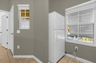 3 Bedrooms 2.5 Bathrooms Lake Berkley 1121PR - 2