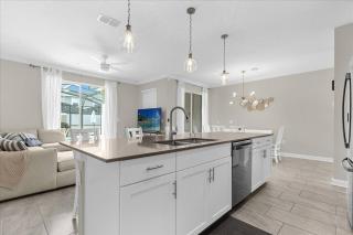 4 Bedrooms 3 Bathrooms Storey Lake 2893 SS - 4