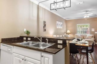 3 BD 2 BA Lucaya Village 1-102 - 3