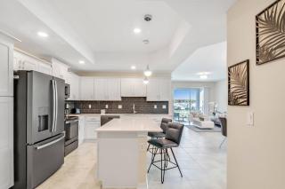 3 Bedroom 2 Bathroom Storey Lake 3171-308 PC - 2