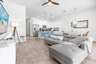 4 Bedroooms3.5 Bathrooms Festival Resort 126CD - 0