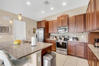 4 Bedrooms 3.5 Bathrooms Festival 382 CD - 1