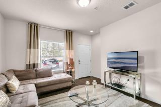 3 BD 2 BA Lucaya Village 18-102 - 8