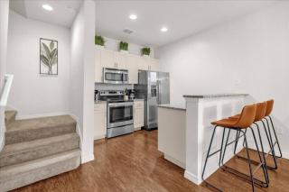 3 BD 2 BA Lucaya Village 13-102 - 2