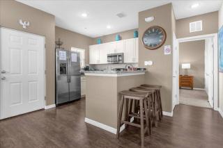4 BD 3 BA Lucaya Village 13-105 - 7