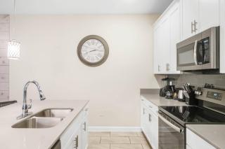 4 Bedrooms 3 Bathrooms Storey Lake 4931 WA - 3