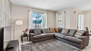 4 Bedrooms 3 Bathrooms Storey Lake 4925 WA - 0