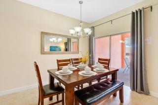 4 Bedrooms 3 Bathrooms Paradise Palms 8925 BP - 1