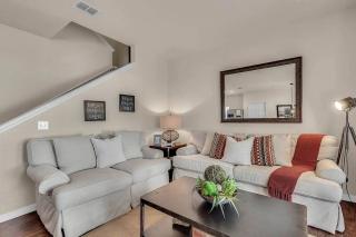 4 BD 3 BA Lucaya Village 23-101 - 9