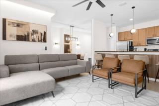 4 Bedrooms 3 Bathrooms Paradise Palms 8963 CP - 9