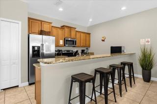 4 Bedrooms 3 Bathrooms Paradise Palms 8963 CAT - 6