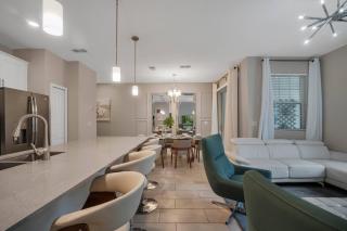 4 Bedrooms 3 Bathrooms Storey Lake 4819 DS - 8