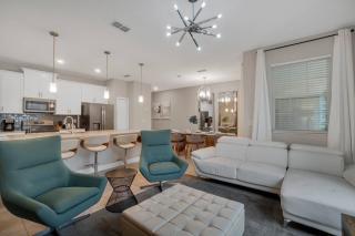 4 Bedrooms 3 Bathrooms Storey Lake 4819 DS - 0