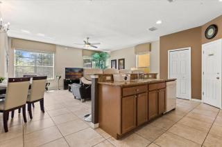 4 Bedrooms 4 Bathrooms Bella Vida 440 LF - 6