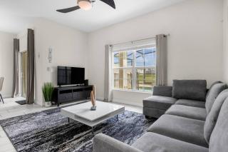 4 Bedrooms 3 Bathrooms Storey Lake 3135 PP - 8