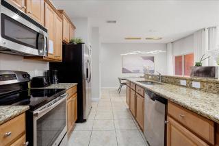 4 Bedrooms 3 Bathrooms Paradise Palms 8974 MP - 3