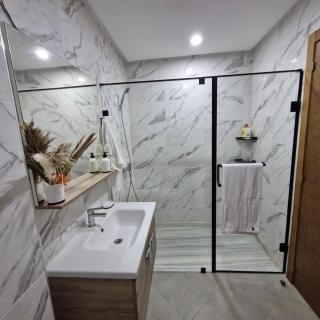 Your spacious home within walking distance of Rabat - 7