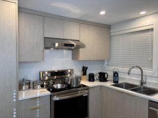 2 bed & 1 bath Lower Garden level suite - 1
