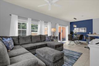 4 Bedrooms 3 Bathrooms Encantada 3150 YL - 0