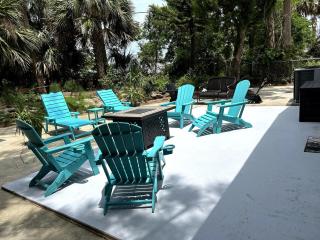 Pelican Palace - 5