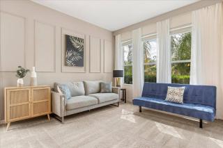 5 Bedrooms 3.5 Bathrooms Bella Vida 361 LF - 5