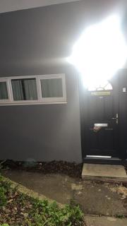 Full flat near cmk , train station & walking distance to Milton Keynes Hospital - 4