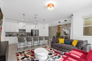 4 Bedroom 3 Bathroom Storey Lake 2521RT - 0