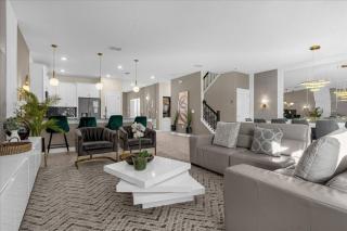 9 Bedrooms 5 Bathrooms Storey Lake 2874 BD - 8