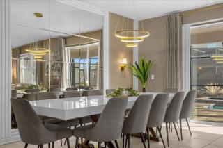 9 Bedrooms 5 Bathrooms Storey Lake 2874 BD - 5