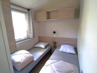 Mobil home avec TV, animaux admis - 6 pers. - API-1-52-2250 - 7