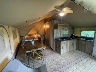 Tente accueillant animaux - 5 pers. - API-1-52-2327 - 5